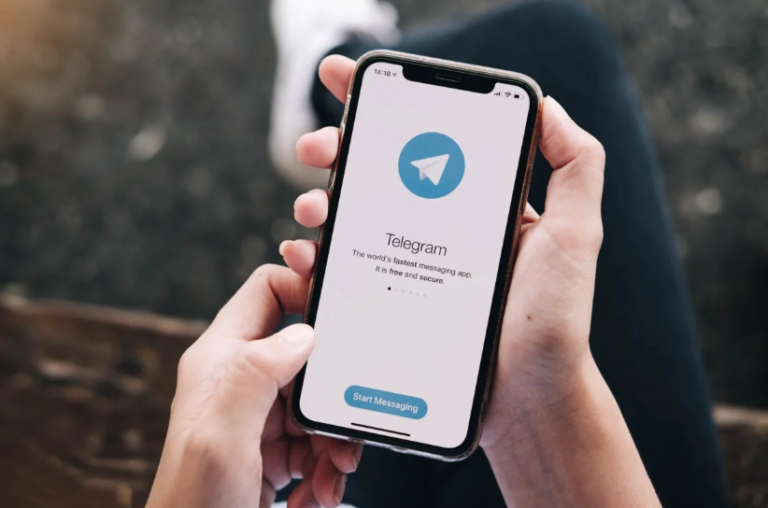 Managing Network Load from WhatsApp Web & Telegram in Your HK Office