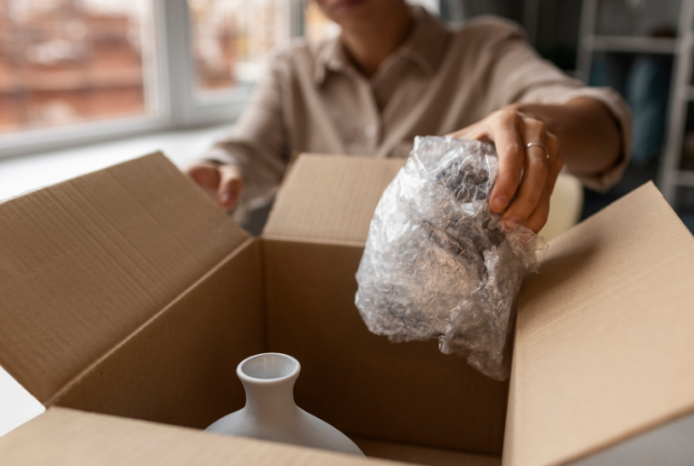 How to Pack Fragile Items for Moving​