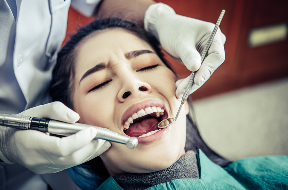 10 Reasons Why Dental Implants Are a Better Long-Term Option